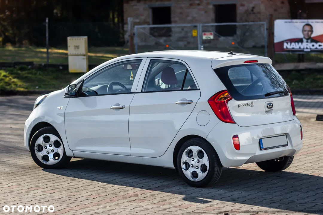 Kia Picanto 1.2 Fifa World Cup Edition - 10