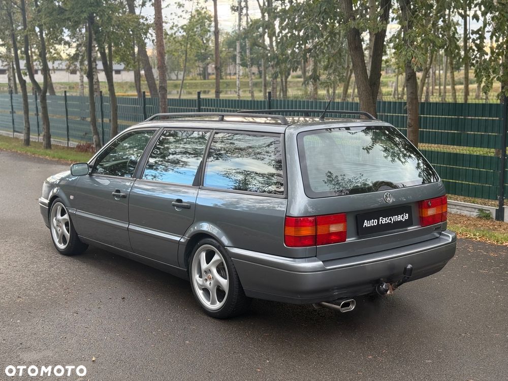 Volkswagen Passat - 6
