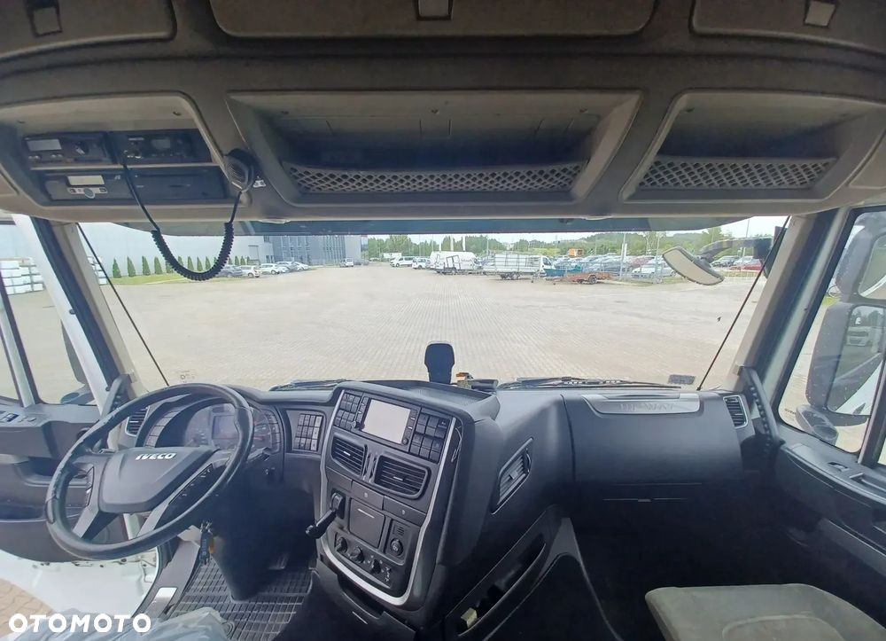 Iveco STRALIS - 11