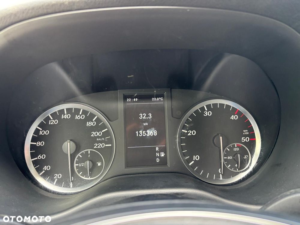 Mercedes-Benz VITO 447 - 25