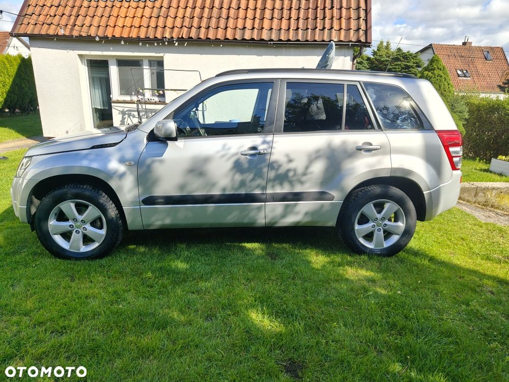 Suzuki Grand Vitara - 3