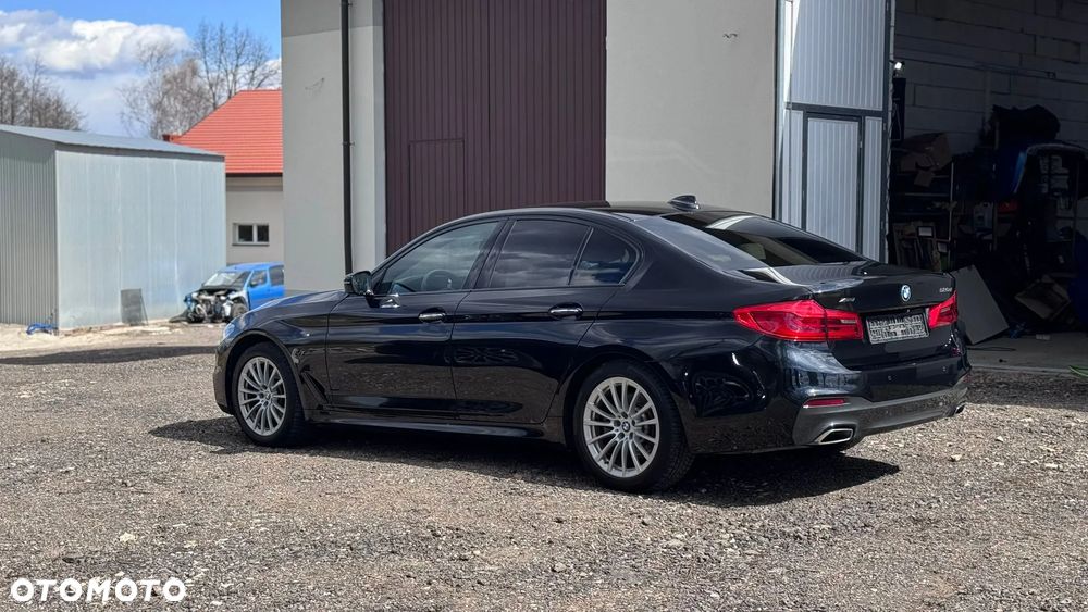BMW Seria 5 520d xDrive - 4