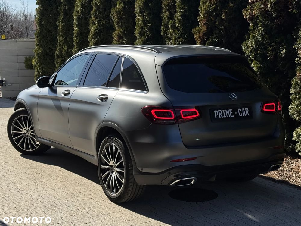 Mercedes-Benz GLC 220 d 4Matic 9G-TRONIC AMG Line Plus - 36