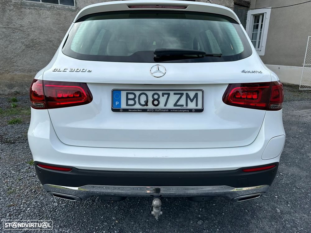 Mercedes-Benz GLC 300 e 4Matic - 3