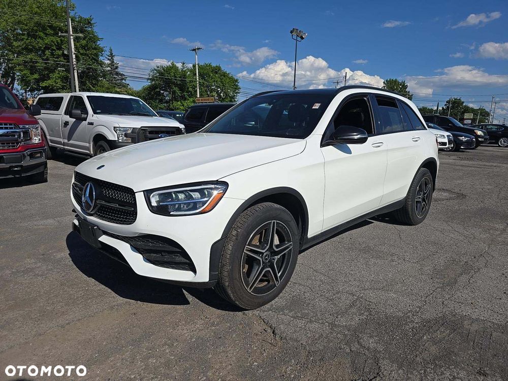 Mercedes-Benz GLC 300 4Matic 9G-TRONIC AMG Line - 1