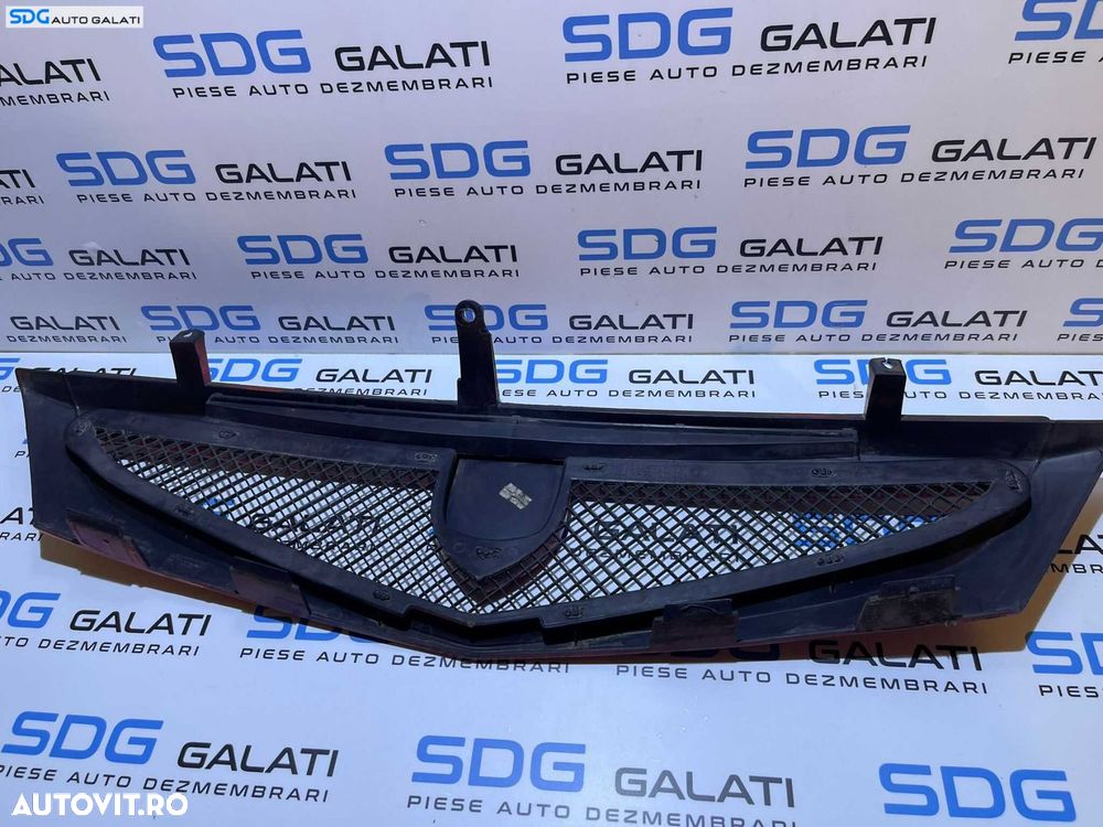 Grila Centrala Radiator Fara Emblema de pe Bara Spoiler Fata Dacia Solenza 2003 - 2005 Cod 8200201316 - 4