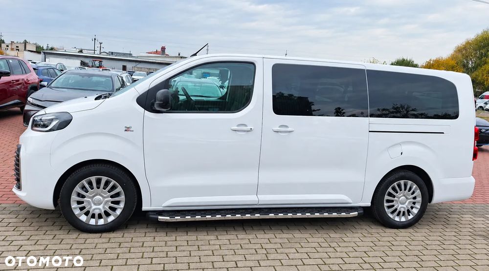 Toyota Proace Verso 2.2 D4-D Long Business - 3