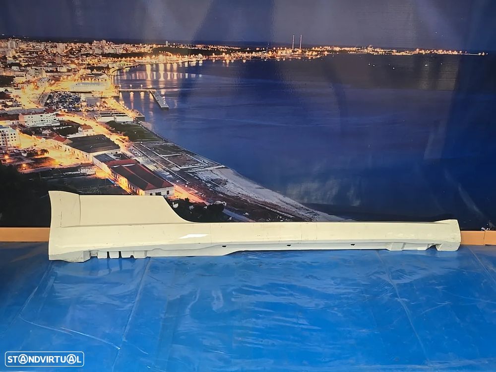 Embaladeira laterais direita para audi TT 8S  2016- - 1