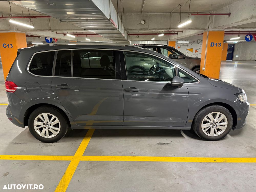 Volkswagen Touran 1.5 TSI DSG Highline - 3
