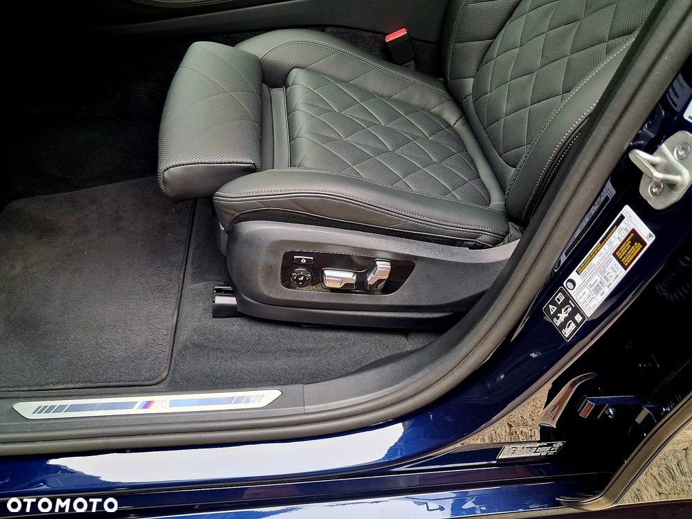 BMW X5 xDrive40i - 26