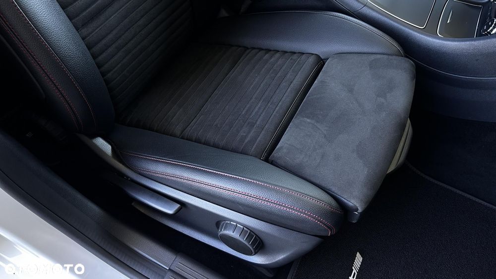 Mercedes-Benz CLA - 25