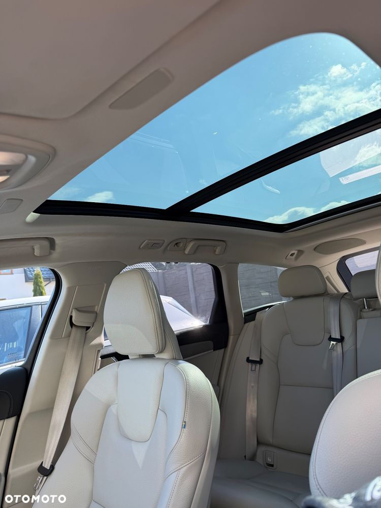 Volvo V90 Cross Country B5 D AWD Ultimate - 17