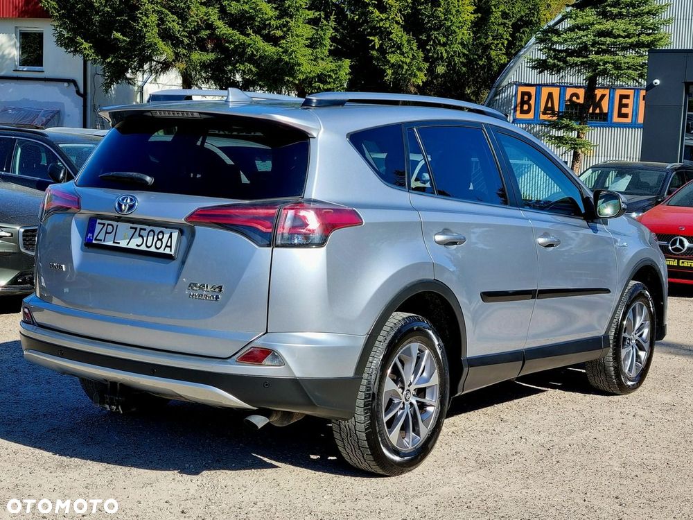 Toyota RAV4 - 7