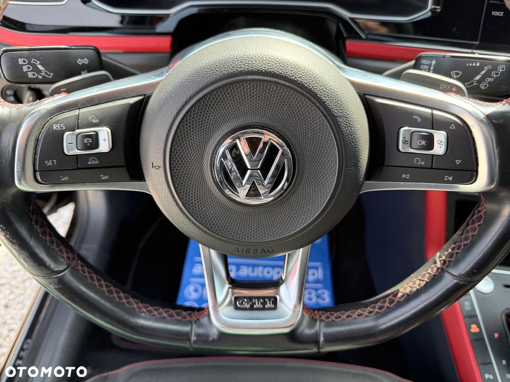 Volkswagen Polo 2.0 TSI DSG GTI - 24