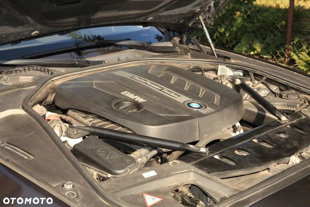 BMW Seria 5 520d Touring - 15