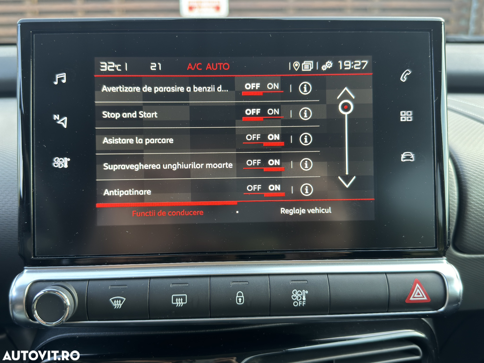 Citroën C4 Cactus BlueHDi 120 Stop&Start EAT6 Shine - 16