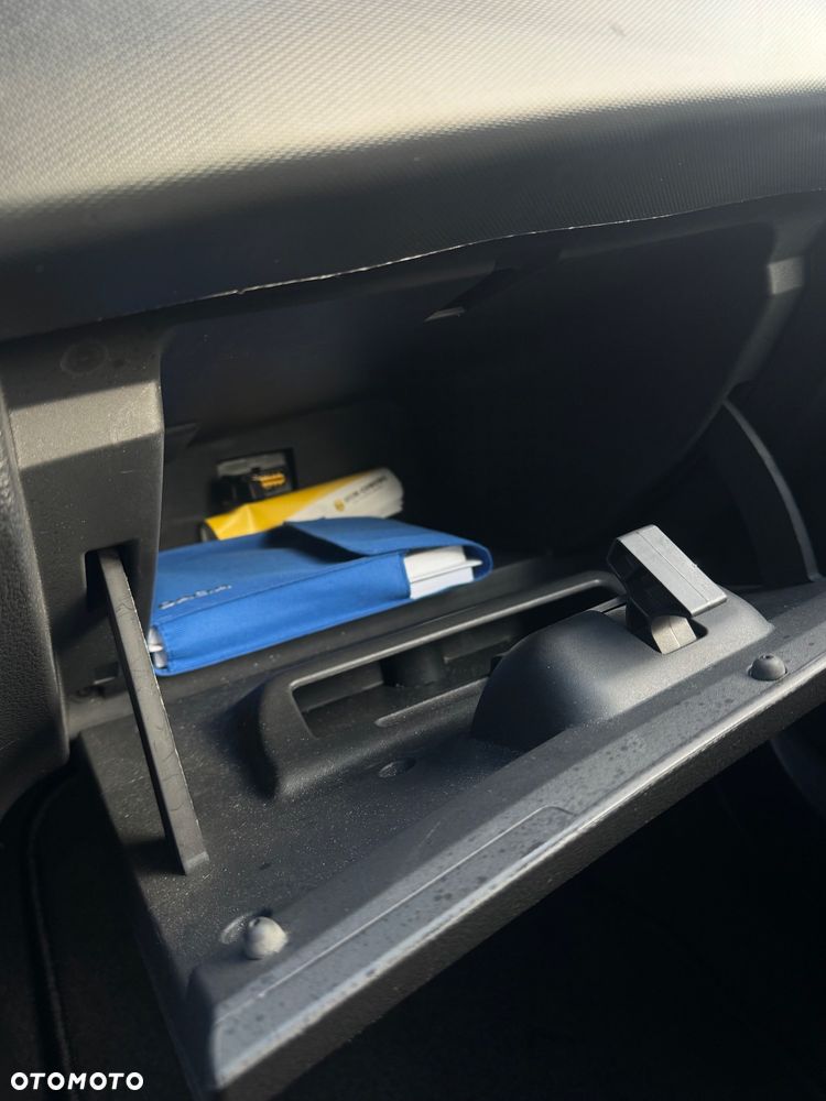 Dacia Logan TCe 90 S&S Easy-R Comfort - 37