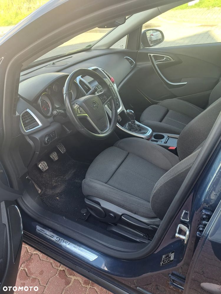 Opel Astra 1.6 T Enjoy - 13
