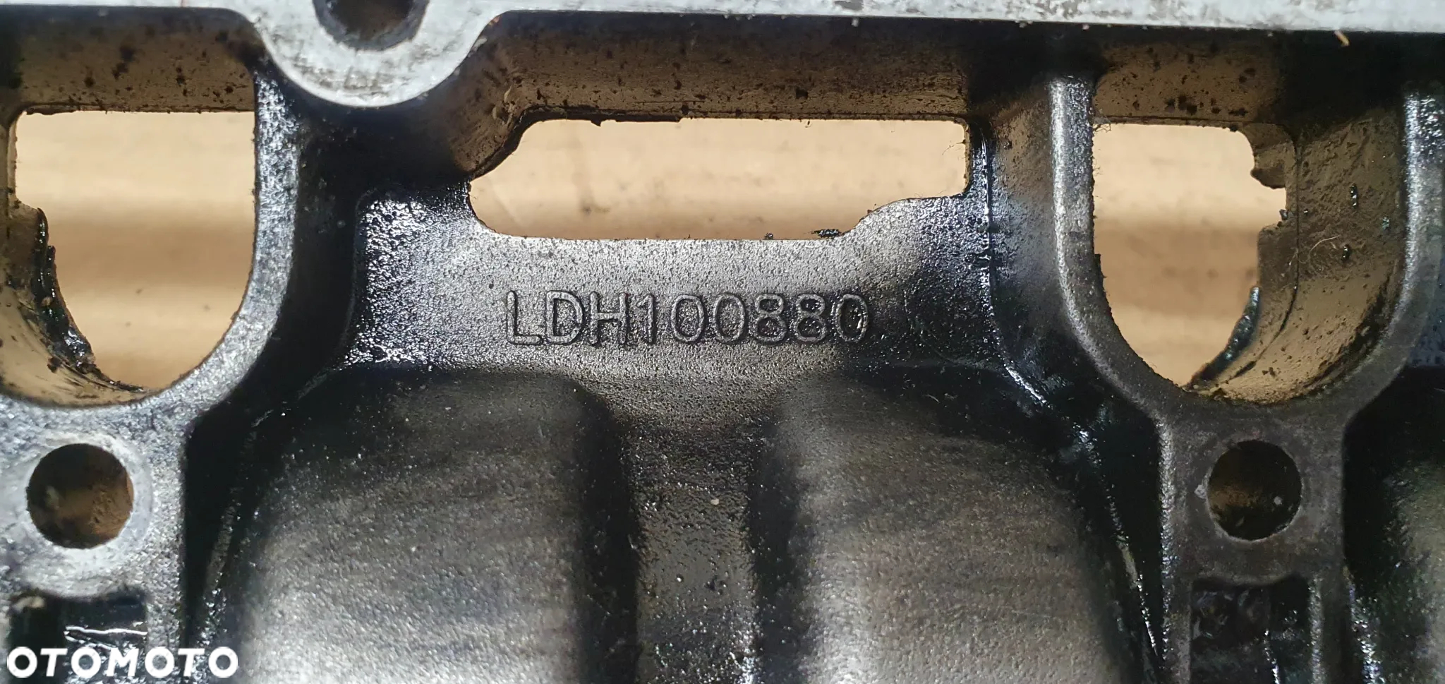 Wałek rozrządu pokrywa Land Rover Freelander 2.0 D - 5