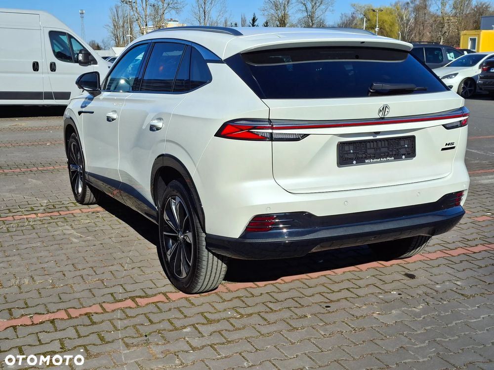 MG HS Hybrid+ - 6