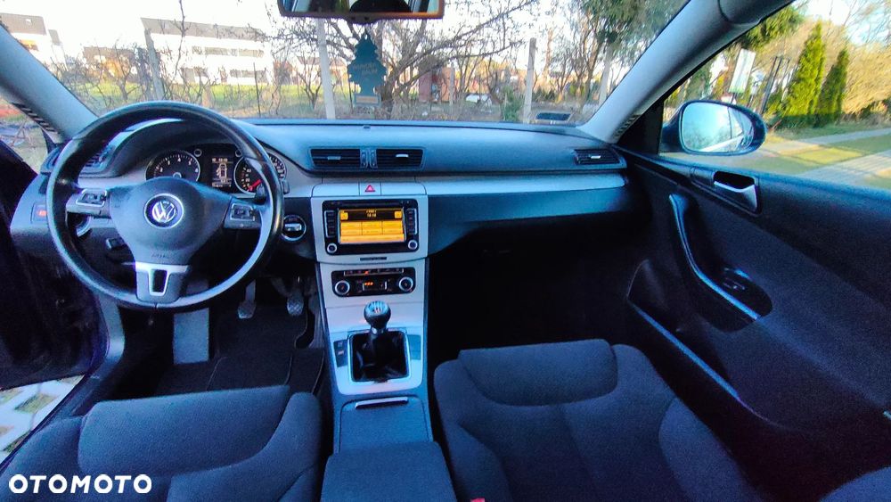 Volkswagen Passat 1.8 TSI Exclusive - 9