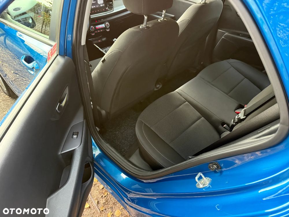 Kia Rio 1.2 L - 15