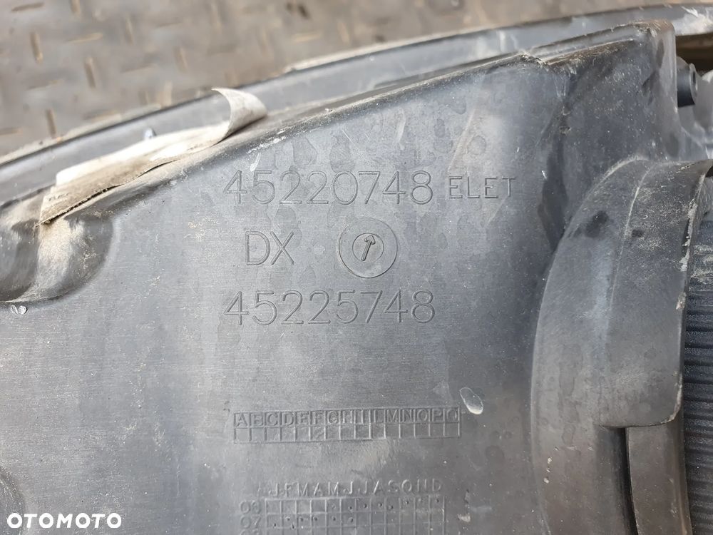 FIAT LINEA REFLEKTOR PRAWY LAMPA PRAWY PRZÓD PRZEDNIA 51776317 ORYGINAŁ - 8