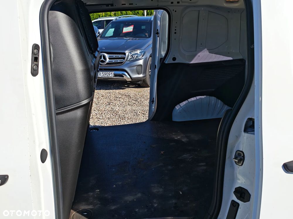 Opel Combo - 25
