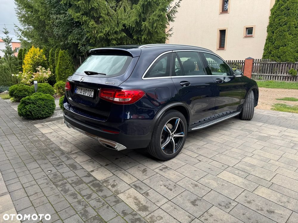 Mercedes-Benz GLC 220 d 4Matic 9G-TRONIC - 8