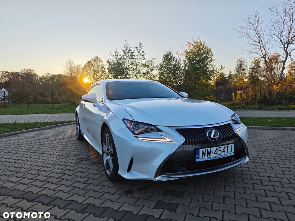 Lexus RC - 10