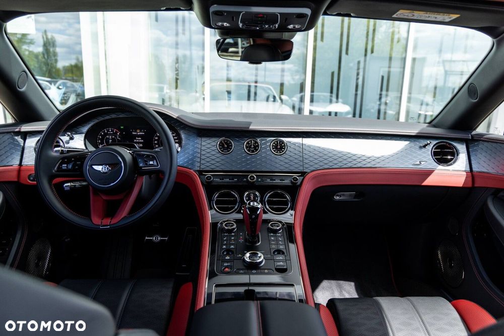 Bentley Continental GT - 7