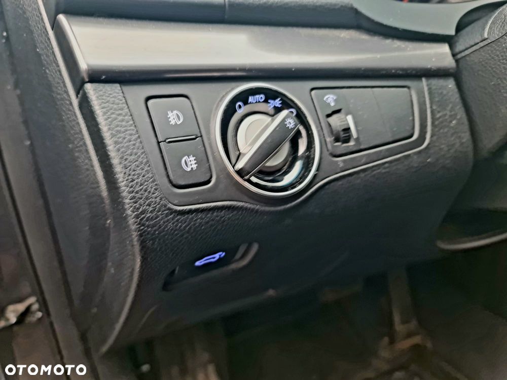 Hyundai i40 Kombi blue 1.7 CRDi DCT Premium - 27