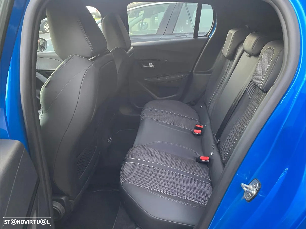Peugeot 208 1.2 PureTech GT Line EAT8 - 9