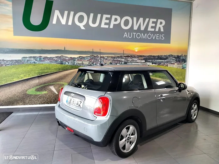 MINI 3 Portas One D - 5