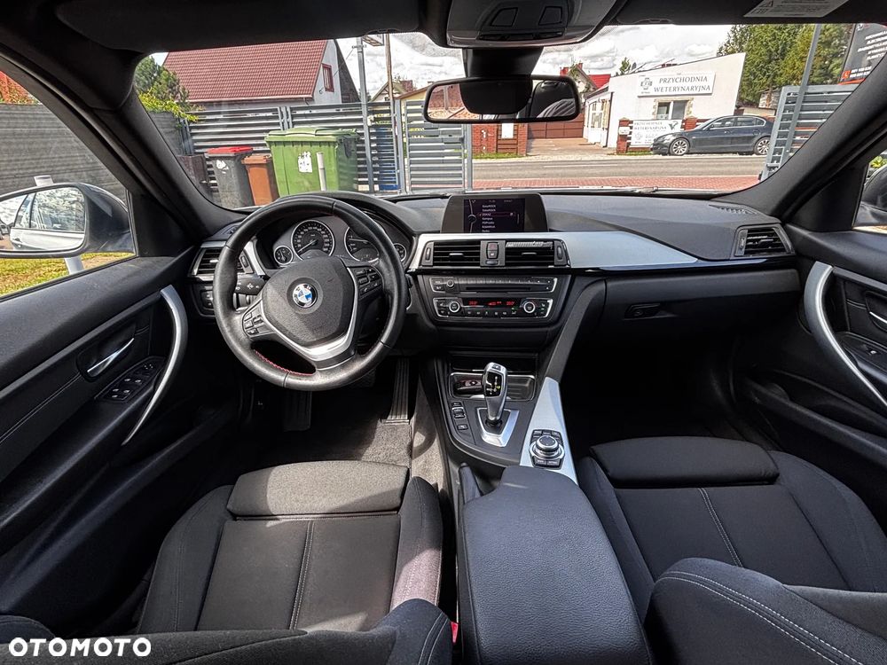 BMW Seria 3 328i Sport-Aut - 19