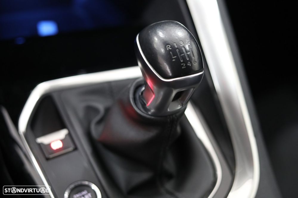 Peugeot 3008 1.5 BlueHDi Active - 13