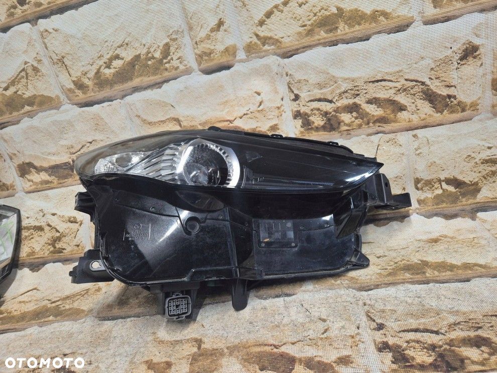 Reflektor Przód strona prawa Mazda CX-30 full led dzienne na żarówkę - 4