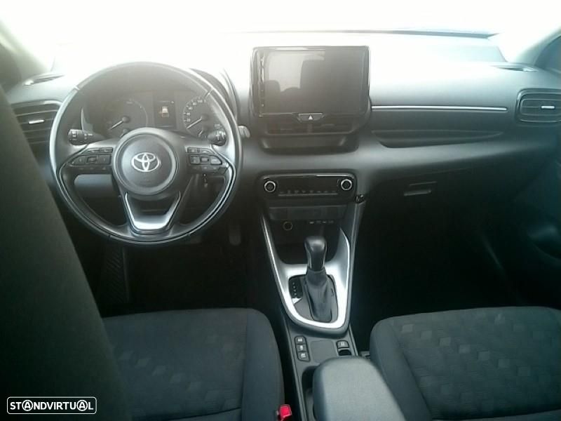 Toyota Yaris - 18