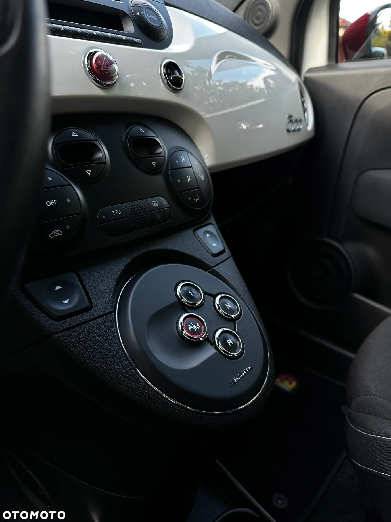 Abarth 500 595 1.4 T-Jet 16v MTA - 9