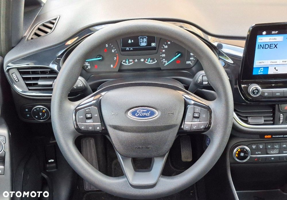 Ford Fiesta - 24