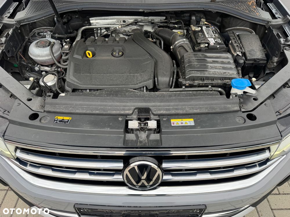 Volkswagen Tiguan - 36