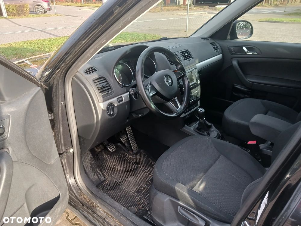 Skoda Yeti 2.0 TDI SCR 4x4 Active - 3
