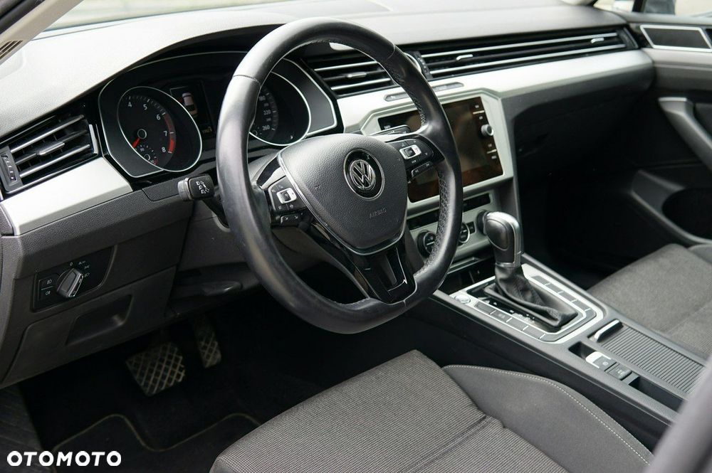 Volkswagen Passat 1.5 TSI EVO Comfortline DSG - 9