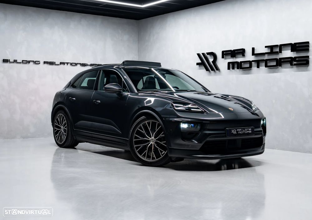 Porsche Macan Electric 4 - 2