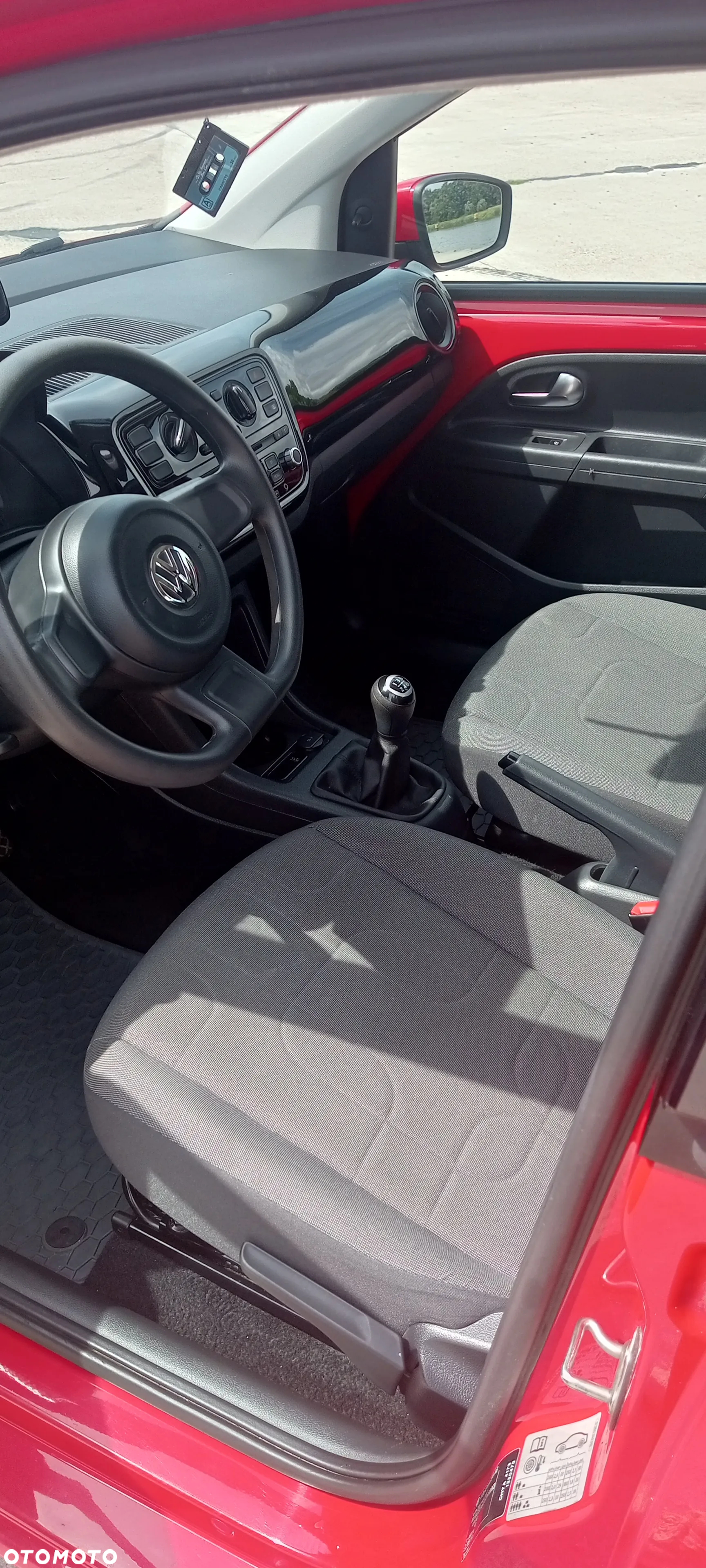 Volkswagen up! 1.0 move - 6