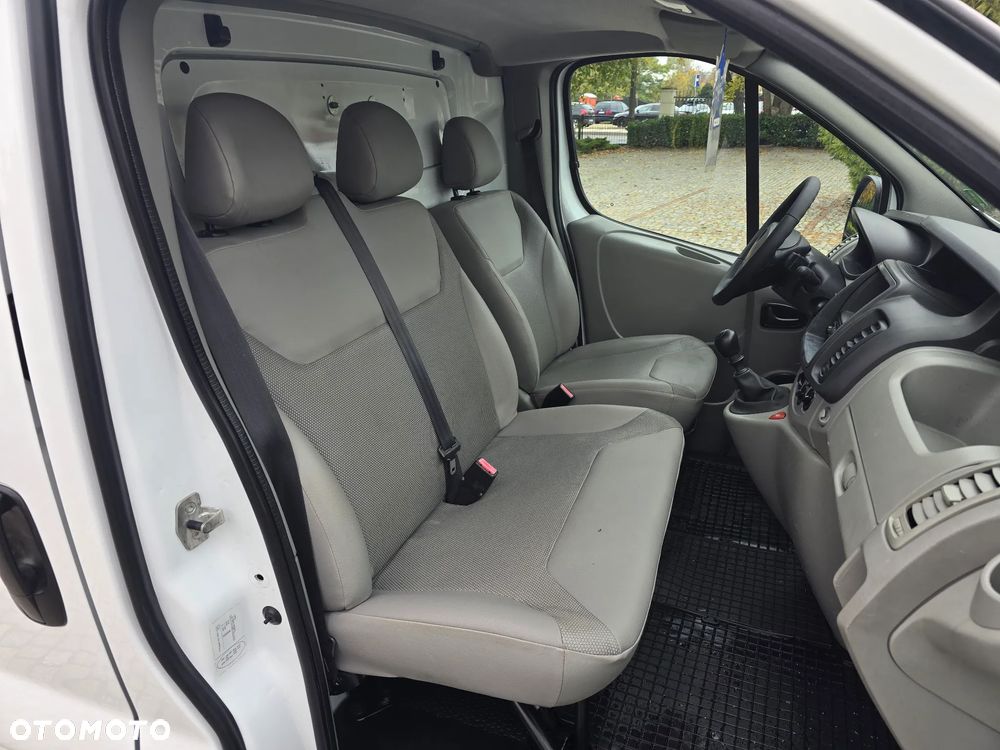Opel Vivaro - 29