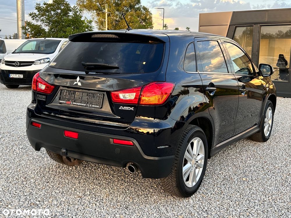 Mitsubishi ASX - 16