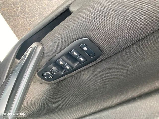 Peugeot 308 1.5 BlueHDi Style - 25