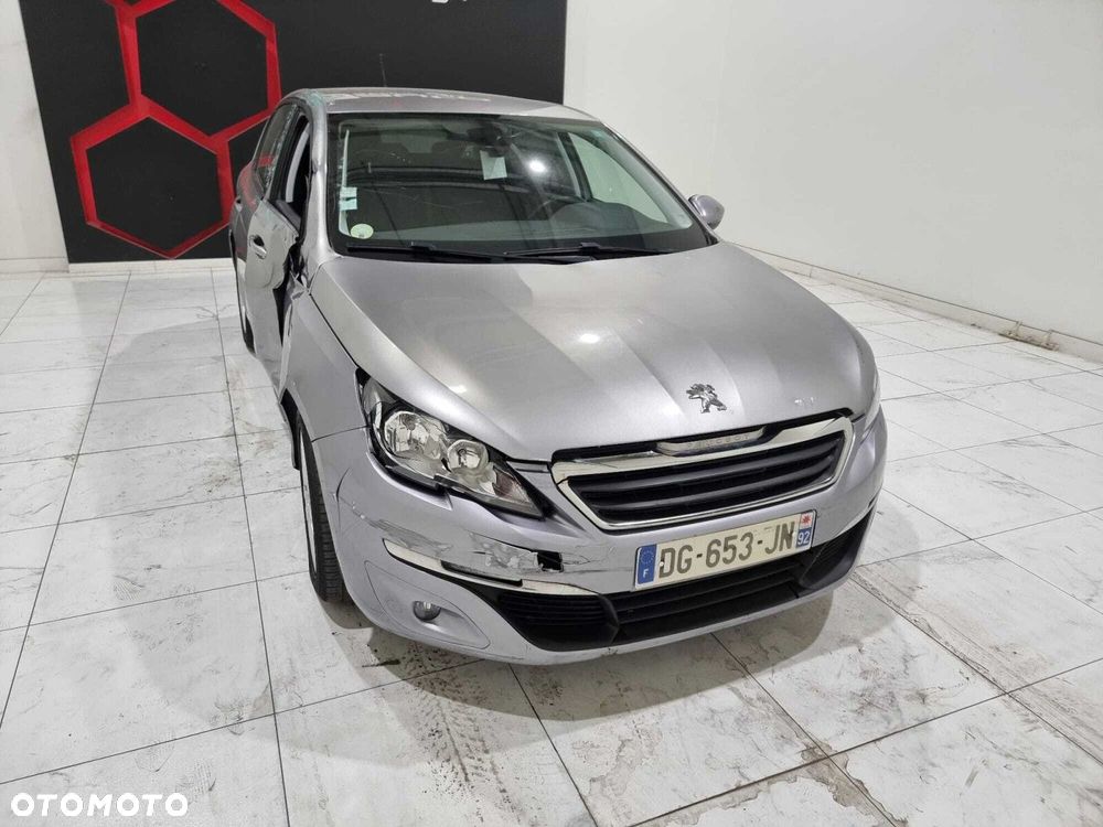 Peugeot 308 - 10