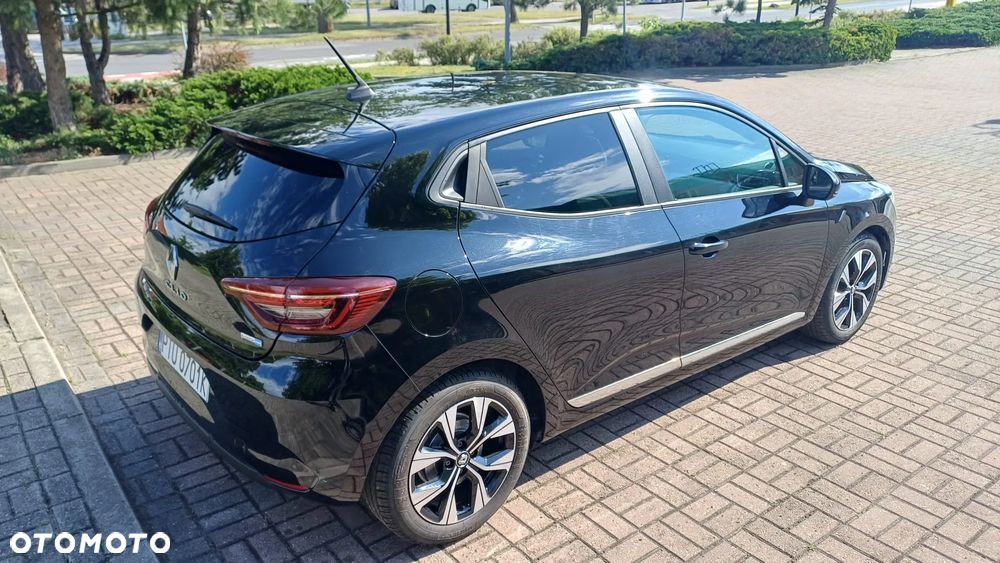 Renault Clio - 6